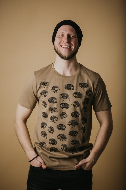 brown Hedgehog t-shirt
