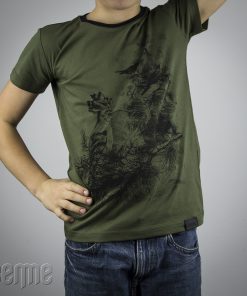 Hoopoe on T-shirt